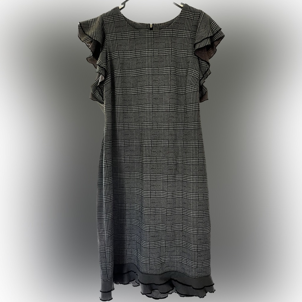 Short ruffle sleeve dress